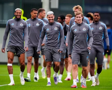 Howe Urges Squad to Prove They're Contenders Against Barcelona