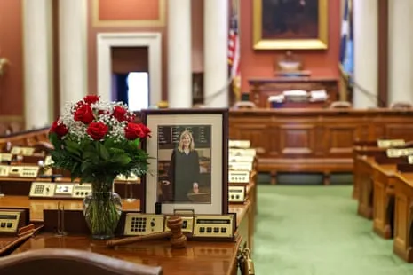 Minnesota Residents Head to the Polls to Occupy Seat of Slain Legislator